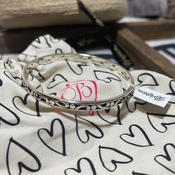 Brighton bracelet bangle “contempo” NWT silver - Picture 4 of 5